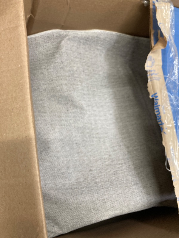 Photo 1 of *** USED**METSAVAIM 6x9 Rug - Ultra Soft Vintage Beige Area Rug for Bedroom, Living Room & Office | Non-Slip Machine Washable Rugs, Ideal for Indoor & Outdoor Use