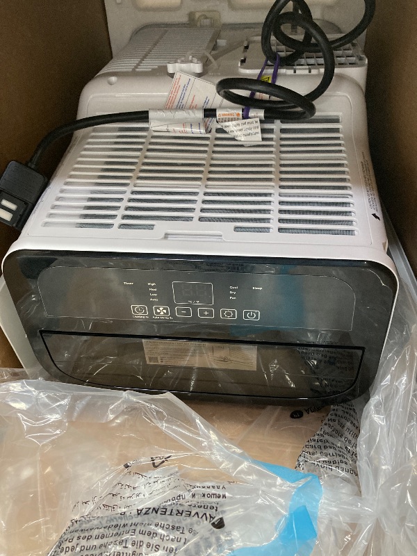 Photo 1 of *** UNABLE  to tested*****12,000 BTU Portable Air Conditioner Cools Up to 500 Sq.Ft, 3-IN-1 Energy Efficient Portable AC Unit with Remote Control & Installation Kits for Large Room, Campervan, Office, Temporary Space
