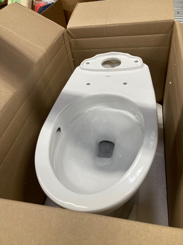 Photo 1 of ***MISSING TANK -SELLING AS BOTTOM TOILET PART ONLY *** SEE PHOTO 
TOTO Drake ONE Piece Elongated 1.28 GPF Universal Height TORNADO FLUSH Toilet  Lever, Cotton White - CST776CEFRG#01