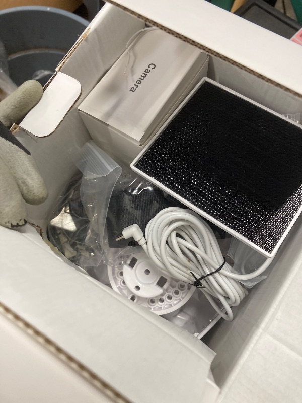 Photo 1 of ***(MISSING PARTS - PARTS ONLY -INCOMPLETE)*** 
birdsnap® P33 - Bird Feeder with Camera Solar Powered, 2K Video Bird Camera Feeder Live with 32GB Card, AI Identify Feather Species, Auto Record in Backyard, for Birds Lover