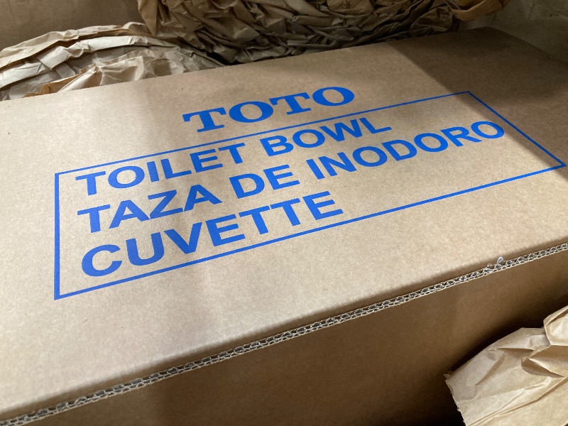 Photo 1 of *** TOILET BOWL***TOTO Drake Two-Piece Elongated 1.6 GPF Universal Height TORNADO FLUSH Toilet with CEFIONTECT, Cotton White - CST776CSFG#01