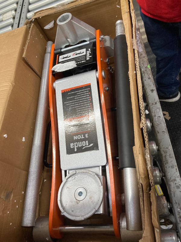Photo 1 of ***IMAGE REFERENCIA*** AV Steel Low Profile Floor Jack 3 Ton (6600 lbs), Heavy Duty Hydraulic Jack for Car, Heavy-Duty Floor Jack with Dual Pistons Quick Lift Pump, Car Floor Jack with Lifting Range 3-1/8'' to 19-7/8'' sm