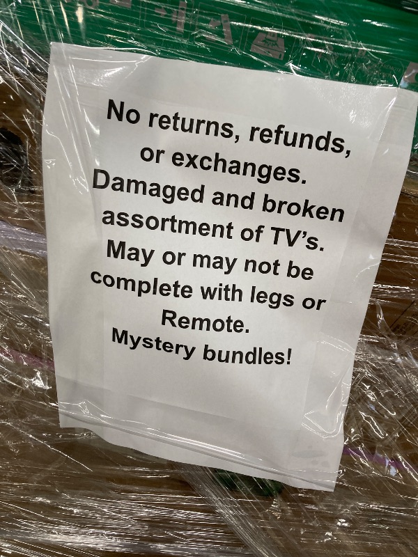 Photo 1 of *No returns***No refund*******TV pallet doesn't work, only for parts of different brands and sizes. Some turn on, others don't. Broken screens, possibly missing cables and remote control. Returns not accepted. Final sale, approximate retail price of parts