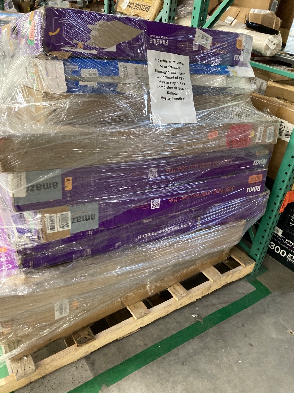 Photo 1 of *No returns***No refund*******TV pallet doesn't work, only for parts of different brands and sizes. Some turn on, others don't. Broken screens, possibly missing cables and remote control. Returns not accepted. Final sale, approximate retail price of parts