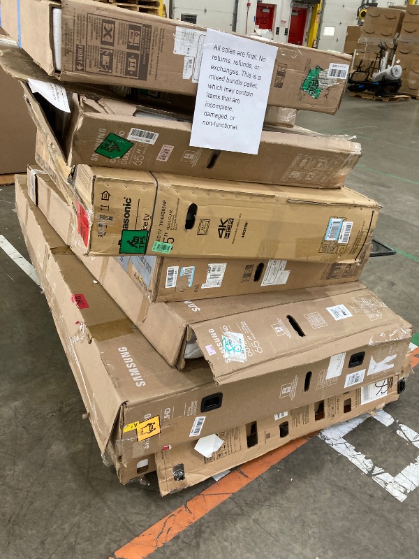 Photo 1 of ********No returns***No refund*******TV pallet doesn't work, only for parts of different brands and sizes. Some turn on, others don't. Broken screens, possibly missing cables and remote control. Returns not accepted. Final sale, approximate retail price o