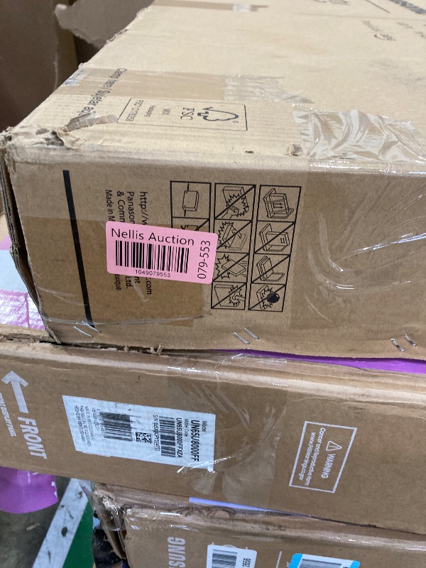 Photo 1 of ********No returns***No refund*******TV pallet doesn't work, only for parts of different brands and sizes. Some turn on, others don't. Broken screens, possibly missing cables and remote control. Returns not accepted. Final sale, approximate retail price o