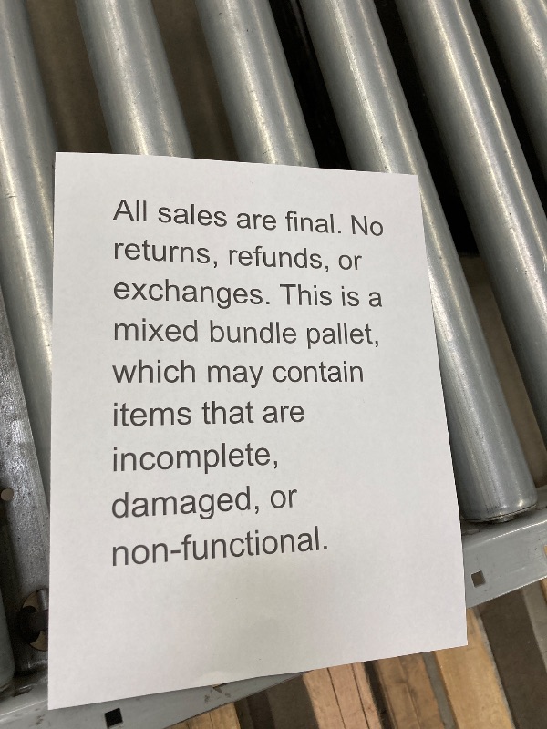 Photo 1 of ********No returns***No refund*******TV pallet doesn't work, only for parts of different brands and sizes. Some turn on, others don't. Broken screens, possibly missing cables and remote control. Returns not accepted. Final sale, approximate retail price o