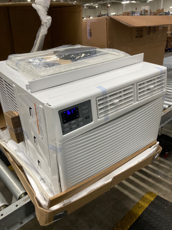 Photo 1 of ***It's broken but it works***PhiloDeco 8000 BTU Window Air Conditioner 350 Sq. ft. Intelligent, LED Display Screen, with Remote Control,Ac Can Be Used as a Dehumidifier/Fan, Operates Quietly, Energy-Saving. Timer/Sleep and ECO
