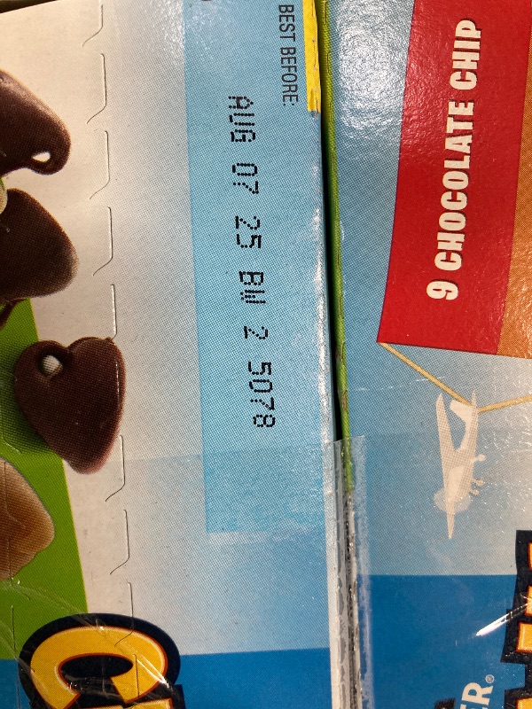 Photo 1 of **EXPIRE AUG 07 2025****PACK OF 38**Quaker Chewy 3 Flavor Reduced Sugar Variety Pack Granola Bars - 15.2oz/18ct