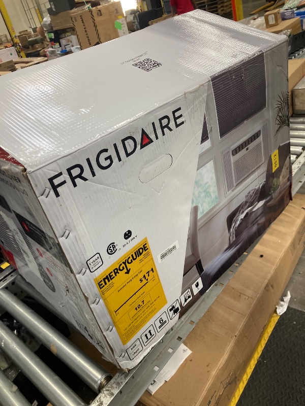 Photo 1 of **reference image**Frigidaire 18,000 BTU Smart Window Air Conditioner with Wi-Fi, Cools Up to 1,020 Sq. Ft., Remote Control, Quiet Operation, Eco Mode, 3 Fan Speeds, White