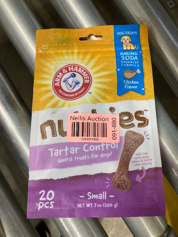 Photo 1 of ***BB 27/11/13***
Arm & Hammer for Pets Nubbies Dental Treats for Dogs with Baking Soda & Calcium, Treat Chews Help Fight Bad Breath, Plaque & Tartar without Brushing, Chicken Dog, Sm Size, 20 Pcs (Packaging may vary)