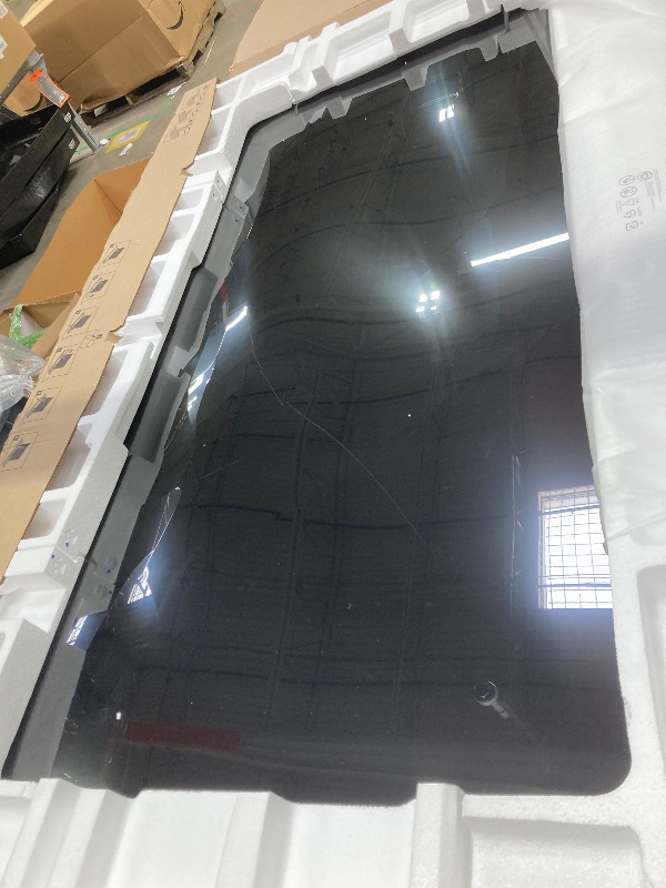 Photo 1 of ** PARTS ONLY ** Samsung 85” Class Crystal UHD U8000FB 4K Smart TV 2025 - UN85U8000FBXZA