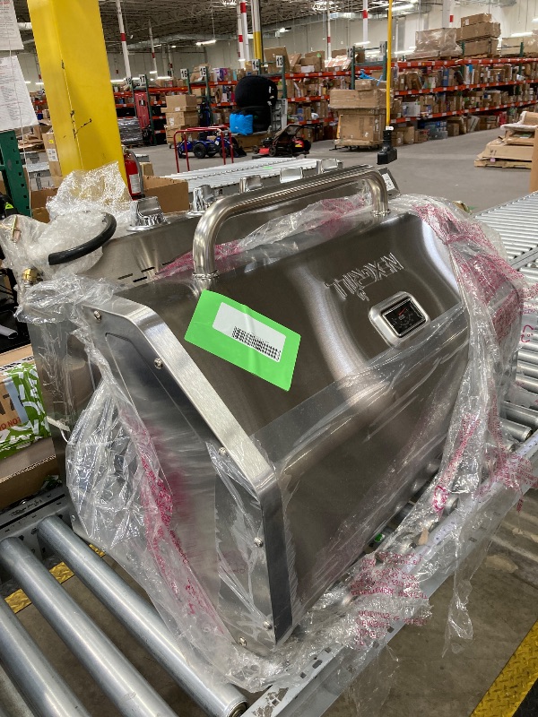 Photo 1 of **SELLING FOR PARTS!! Hood w/ temp. dials ONLY!! NOT A Full Grill Set!!** NEXGRILL Deluxe 6-Burner Propane Gas Grill in Stainless Steel 