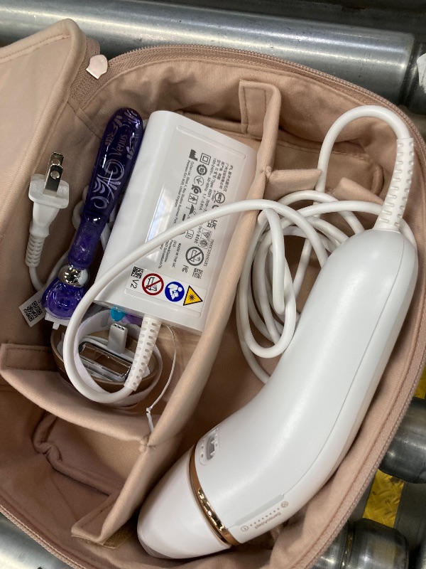 Photo 1 of ***(PARTS ONLY - SELLING AS PARTS ONLY)*** 
Braun Smart IPL, Silk·Expert Pro 5: at Home Laser Hair Removal for Women and Men, Permanent Visible Hair Reduction in Hair Regrowth for Body & Face, with Venus Swirl Razor, Corded, IPL5137