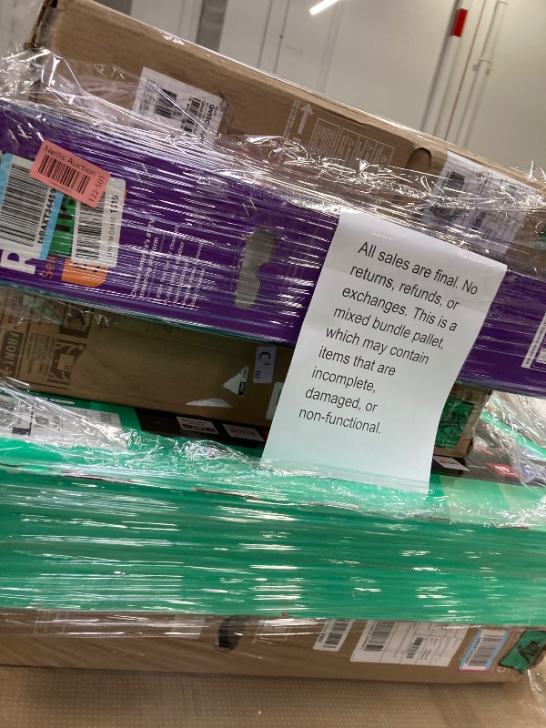 Photo 1 of ********No returns***No refund*******TV pallet doesn't work, only for parts of different brands and sizes. Some turn on, others don't. Broken screens, possibly missing cables and remote control. Returns not accepted. Final sale, approximate retail price o