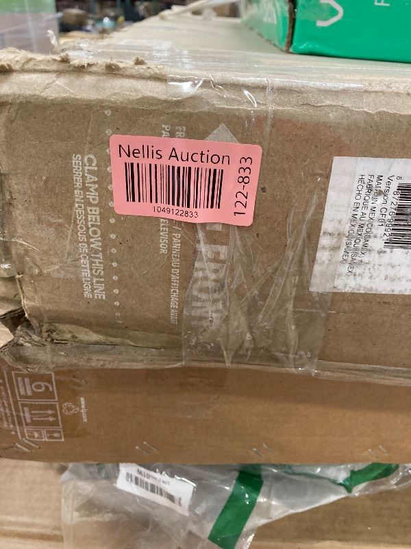 Photo 1 of ********No returns***No refund*******TV pallet doesn't work, only for parts of different brands and sizes. Some turn on, others don't. Broken screens, possibly missing cables and remote control. Returns not accepted. Final sale, approximate retail price o