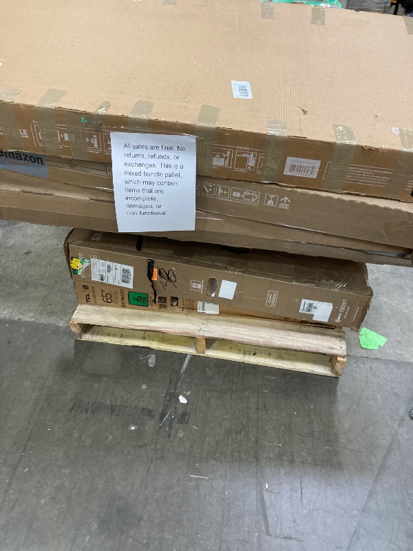 Photo 1 of ********No returns***No refund*******TV pallet doesn't work, only for parts of different brands and sizes. Some turn on, others don't. Broken screens, possibly missing cables and remote control. Returns not accepted. Final sale, approximate retail price o