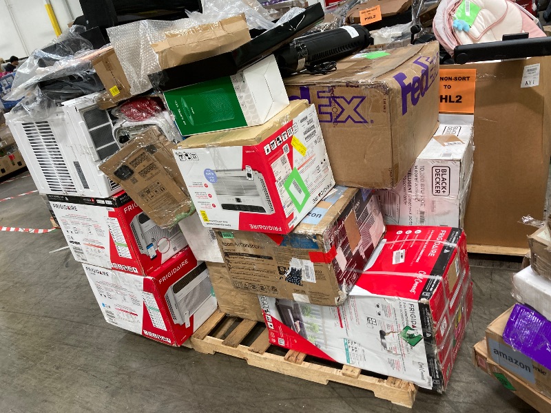Photo 1 of ****no returns accepted***** final sale *****pallet with air conditioners and possible some fans only for parts, remote control or some part may be missing this pallet also contains small miscellanious item retail price is estimated for parts.