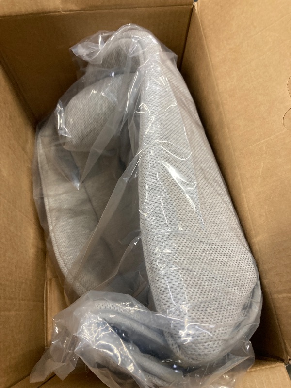 Photo 1 of ***(MISSING PIECE- SELLING AS IS )*** UPPAbaby Infant Snug Seat / Compatible with Vista and Cruz Strollers / 2 in 1 Newborn to Toddler Comfort Insert