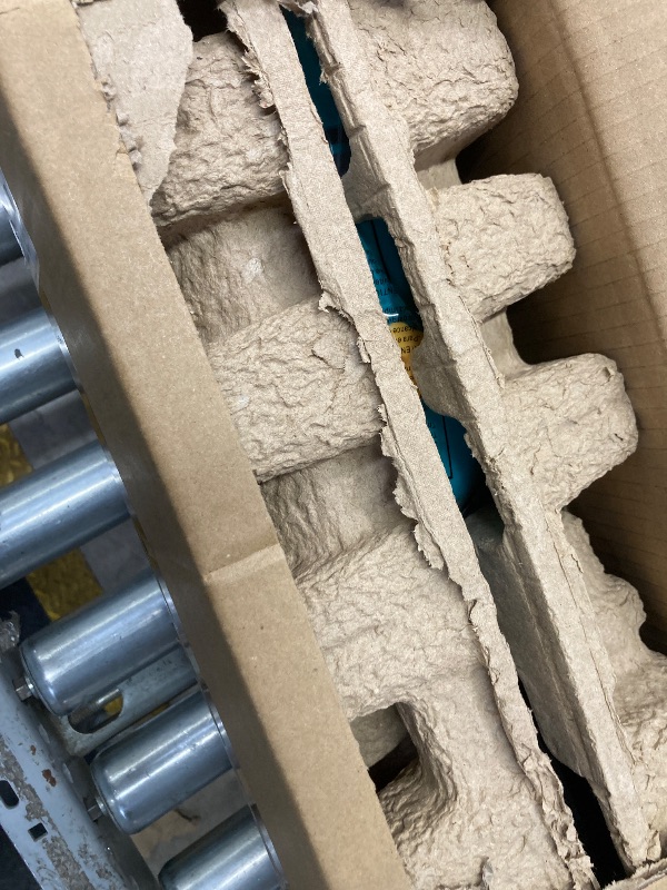 Photo 1 of (2025 New) Efurden Cordless Pool Vacuum, Handheld Pool Vacuum with Running Time up to 60-Minutes for Above Ground Pools, Spas and Hot Tubs, Green