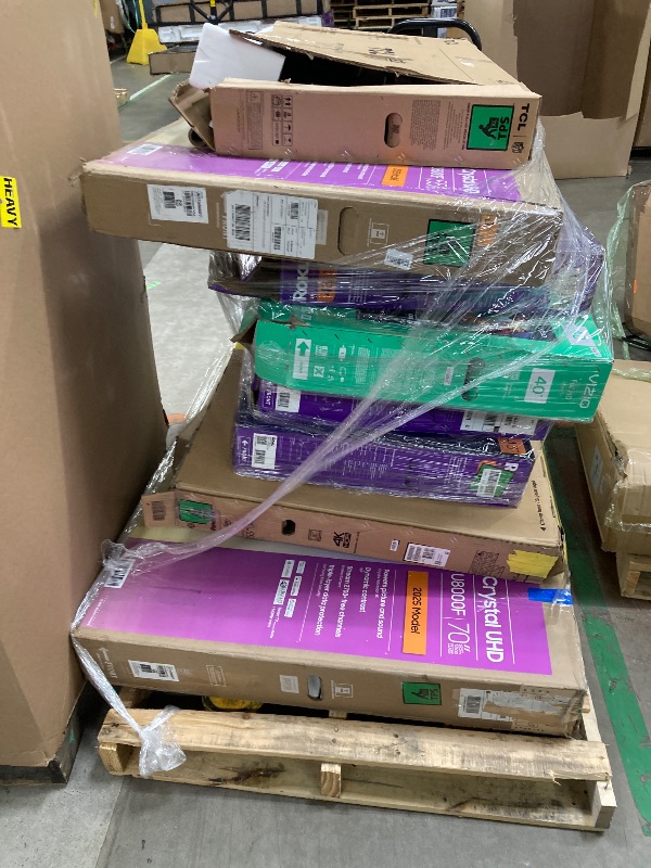 Photo 1 of ********No returns***No refund*******TV pallet doesn't work, only for parts of different brands and sizes. Some turn on, others don't. Broken screens, possibly missing cables and remote control. Returns not accepted. Final sale, approximate retail price o