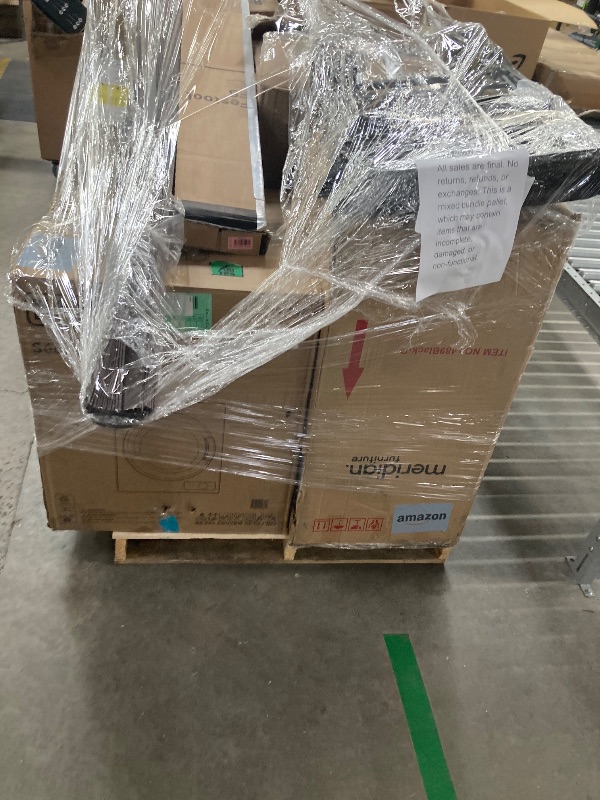 Photo 1 of ---*******no return no refund .....-**** pallet with different items example washing machine, camping house, baby stroller and other things more final sale no returns accepted