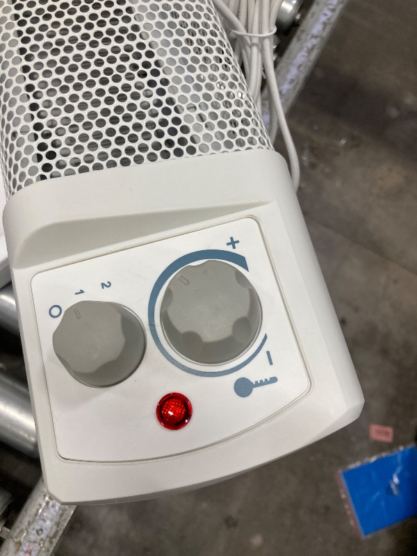 Photo 1 of ***It has a small dip in the front part**EZ-HEAT 1,500 Watt Baseboard Space Heater with Adjustable Thermostat, Dent-Proof End Panels, Overheat Protection, Tip-Over Switch, & Stay-Cool Body, CZ600