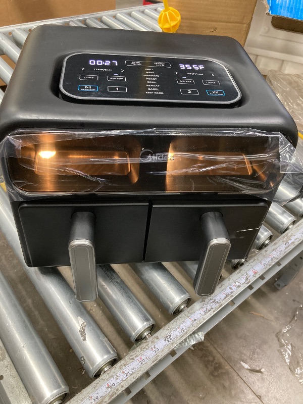 Photo 1 of ***USED ****Midea 8.4qt Two-Zone Air Fryer: Dual Baskets, Digital Control, Nonstick, Cool Touch, 1650W, Black