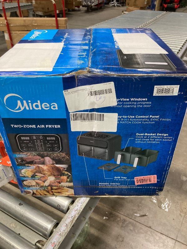 Photo 1 of ***USED ****Midea 8.4qt Two-Zone Air Fryer: Dual Baskets, Digital Control, Nonstick, Cool Touch, 1650W, Black