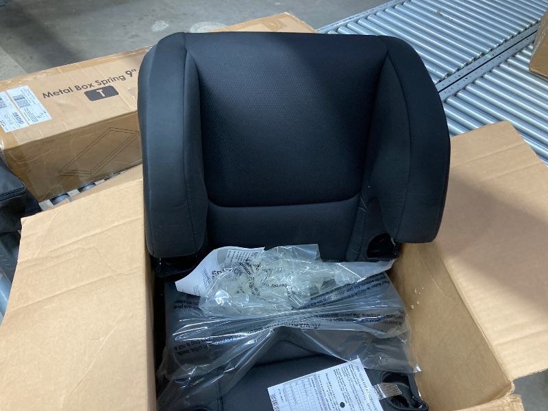 Photo 1 of **used**Safety 1st Comfort Ride Lite Booster Car Seat, 2-Pack, Lightweight Backless Booster Seat, Machine Washable, Dishwasher Safe Cup Holders, USA-Made, Fits Kids 40-100 lbs, 43.4-57", Pure Black