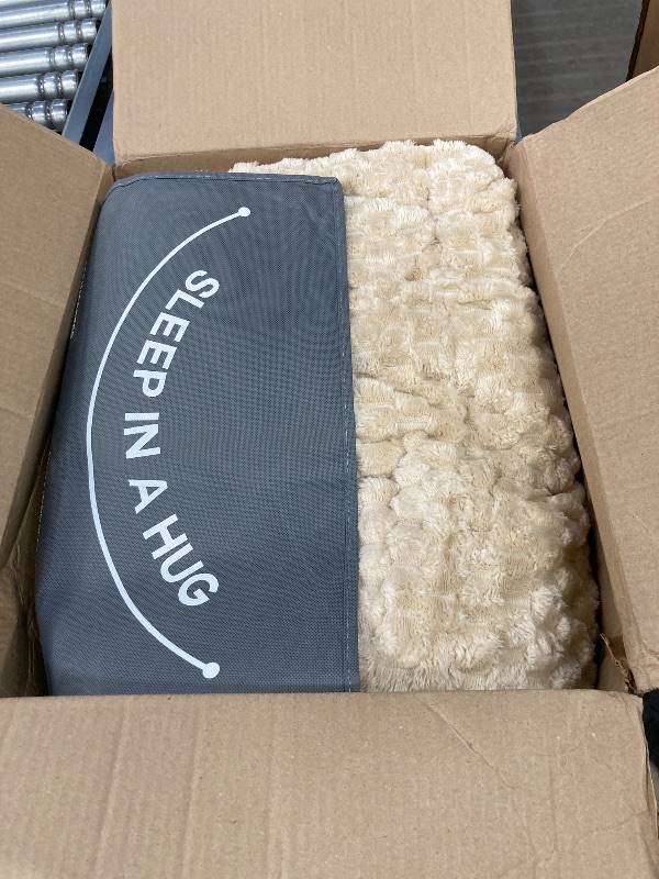 Photo 1 of **Not in original packing. **

Wemore Fleece Weighted Blanket for Adults (60" x 80" 15lbs, Khaki), Dual Sided Cozy Soft Sherpa Heavy Blanket, 3D Imitation Turtle Shell Warm Jacquard Flannel Weighted Blankets for Couch and Bed