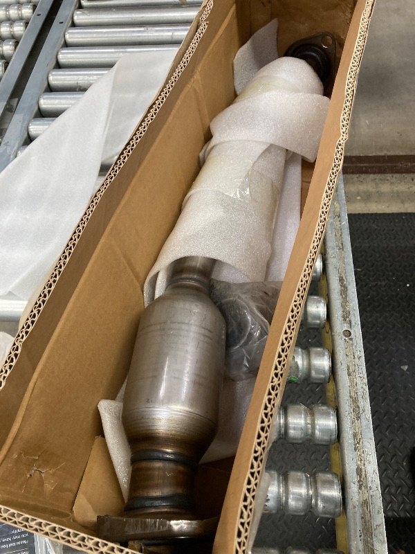 Photo 1 of [Rear]FortunaFlow Catalytic Converter Compatible with Nissan Sentra 2007-2012 2.0L,Reference 53769,642800(EPA Compliant)