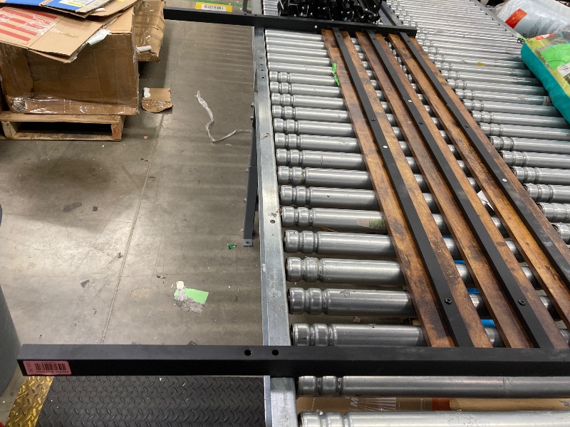 Photo 1 of ***HEADBOARD ONLY***
Lifezone Queen Rustic Vintage Wood Headboard Metal Support Rustic Brown