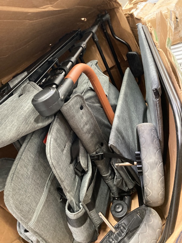 Photo 1 of **SMALL TEAR ON FABRIC AND SOME SPOTS**Vomeast Wagon Stroller for 4 Kids, 3-in-1 Outdoor baby stroller with Canopy, 5-Point Harness, Adjustable Handlebars, Removable Seat for Toddlers, Grey