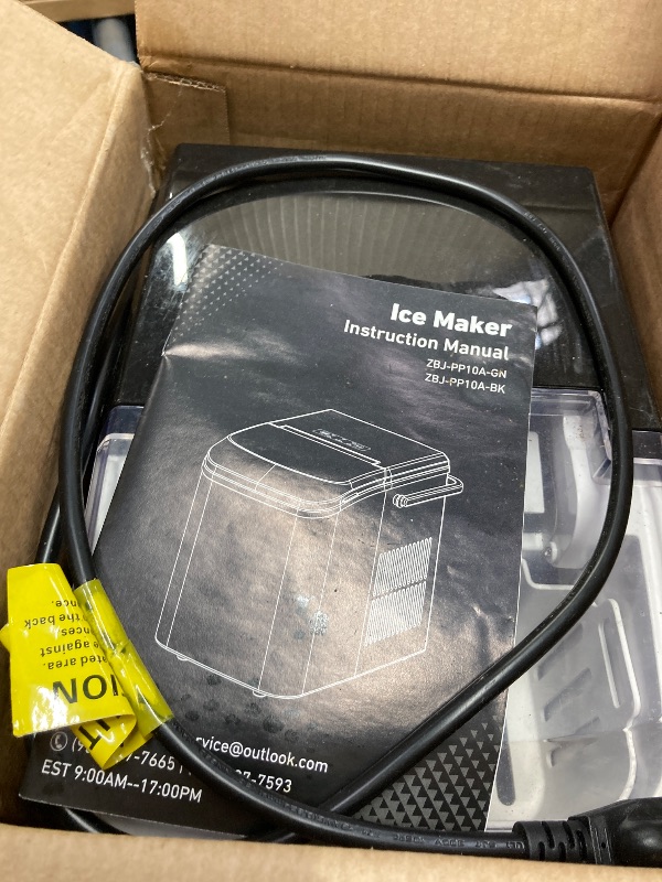 Photo 1 of ****used***Silonn Ice Maker Countertop Machine with Handle, 26lbs in 24h, 9 Ice Cubes Ready in 6 Mins, Self-Cleaning Ice Makers with Basket and Scoop, Ideal for Home, Kitchen, Camping, RV