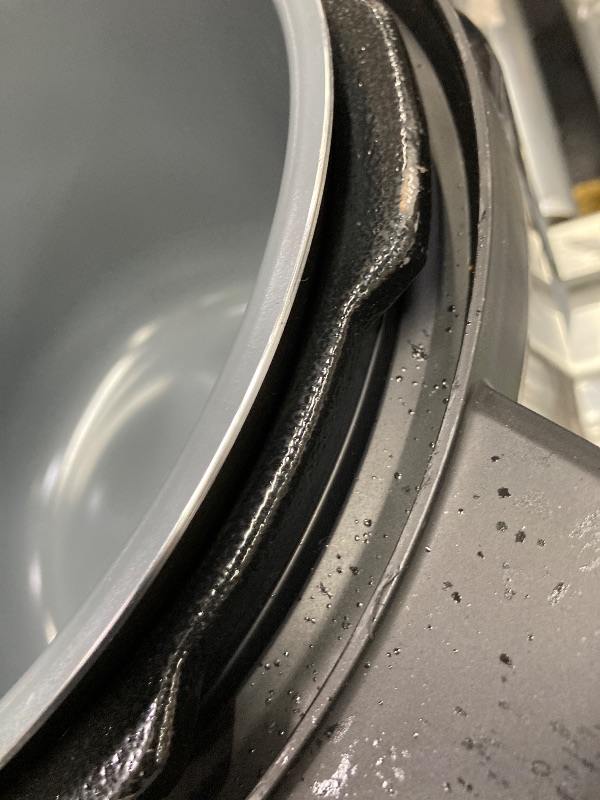 Photo 1 of  used****** minor damage**COMFEE’ 16 in 1 Electric Pressure Cooker Instant Multi Cooker Olla de Presion Non-Stick Pot Yogurt Maker Rice Cooker Slow Cooker Sauté Steamer 8 Quarts for Family Feast