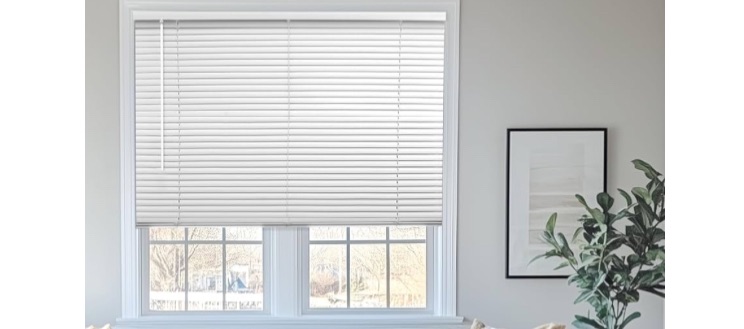 Photo 1 of *** used + minor damage***Window Shade