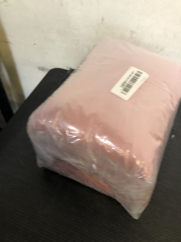 Photo 1 of JALANCY 4 Pack Rectangle Tablecloth for 8 Foot Tables Washable Polyester Table Cover for Wedding Dining Table Parties Banquet?60x126 Dusty Rose?