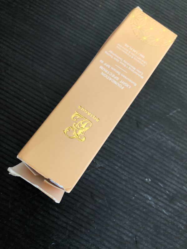 Photo 1 of Medium/Light Spectrum-Color Changing Foundation 4 in 1 -with SPF 50+,Hydrating Longwearing & Waterproof?Makeup Care (light spectrum - for people with fa, 1.2oz)