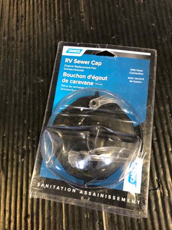 Photo 1 of Valterra F02-3106BK Black Bulk EZ Coupler Valve Cap with Handle