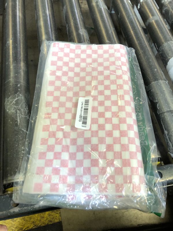 Photo 1 of 100pcs Deli Paper Sheets 12x12", Premium Food Basket Liners, Grease Resistant Wax Paper Sheets for Food, Classic Checkered Sandwich Wrapping Paper for Party, Festival and Outdoors, JIRNGLA