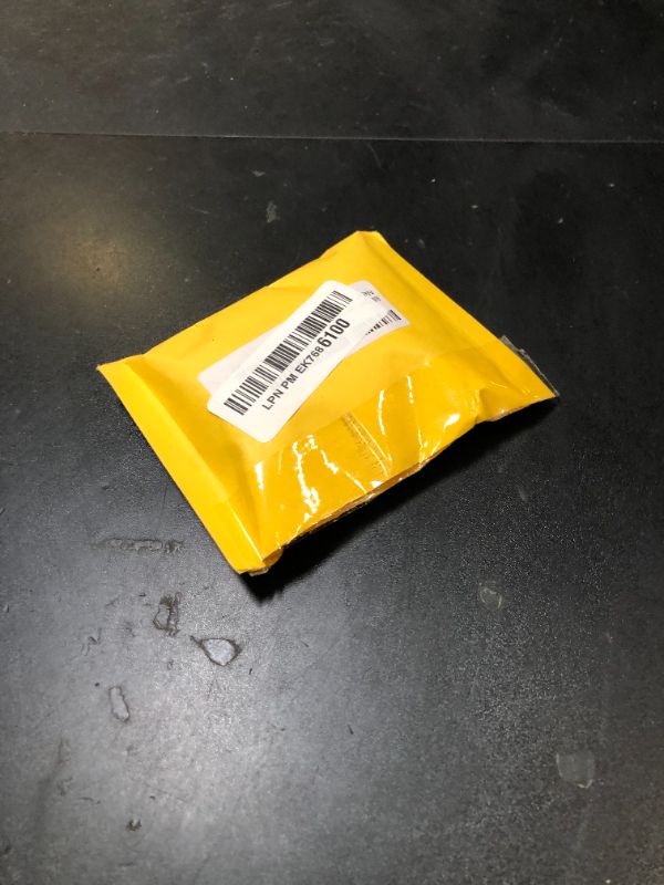 Photo 1 of R4 SDHC Gold pro + USB Adapter KIT with 8 GB Micro SD Will Work ON DS DSI 2DS 3DS