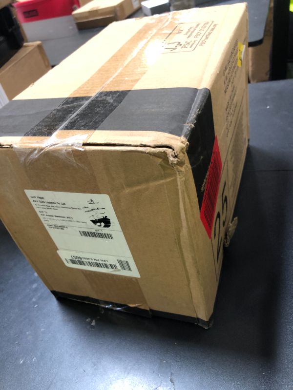 Photo 1 of Amazon Basics Dog and Puppy Pads
