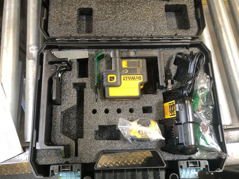 Photo 1 of DEWALT 12V MAX* Laser Level, 5 Spot Green Laser, 150-Foot Range (DW085LG)