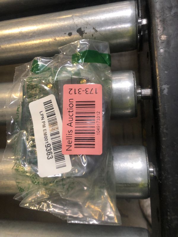 Photo 1 of Eaton Corporation BD1520 Duplex 15/20A Circuit Breaker