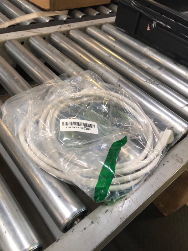 Photo 1 of Amazon Basics Extension Cord, 10 Ft, 3 Prong Outlet Extender, Indoor Extension Cord, 13 Amps, 125V, White