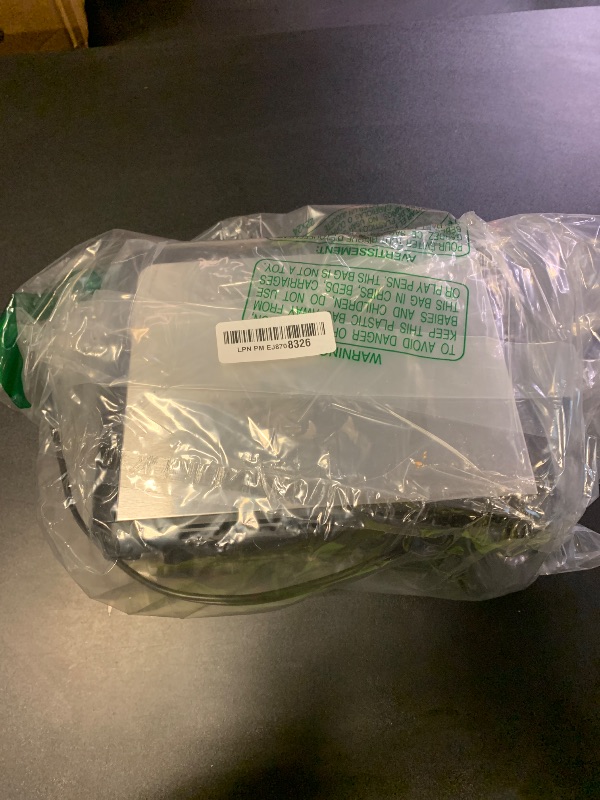 Photo 1 of Amazon Basics 2 Slice Toaster, With 7 Browning Settings, Extra Wide Slots For Bagels and Special Breads, Removable Easy-to-Clean Crumb Trays, Cancel/Defrost/Bagel Buttons, 800W, Black & Silver