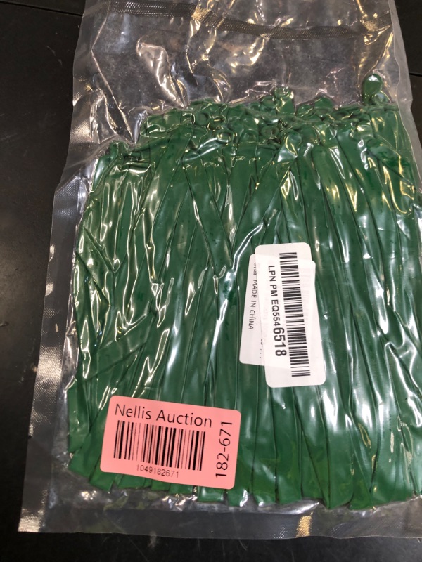 Photo 1 of Green 260 Balloons 100Pcs Long Balloons Thickening Latex Twisting Balloon Animal Balloons Modelling Magic DIY Balloons for Balloon Arch Birthday Party Christmas Decorations 260Q Birthday Balloons