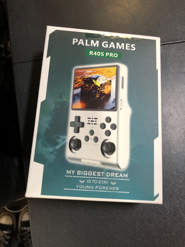 Photo 1 of 30000 Games in 1Handheld Game Console,3.5-Inch IPS Screen Retro Gaming Console,30000 Classic Games, 3800mAh,20?Mainstream Emulator,Built-in 256G TF Card