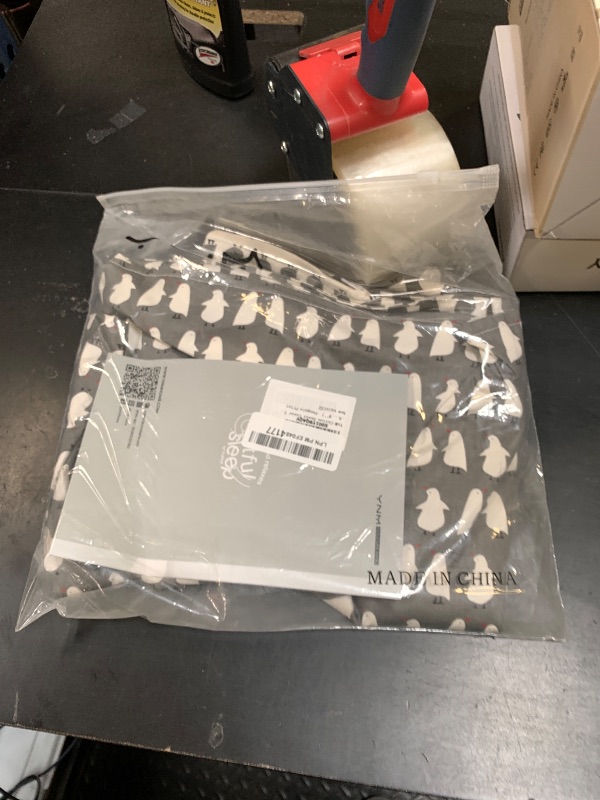 Photo 1 of YnM Cotton Duvet Cover for Weighted Blankets (Penguin, 36''x48'')